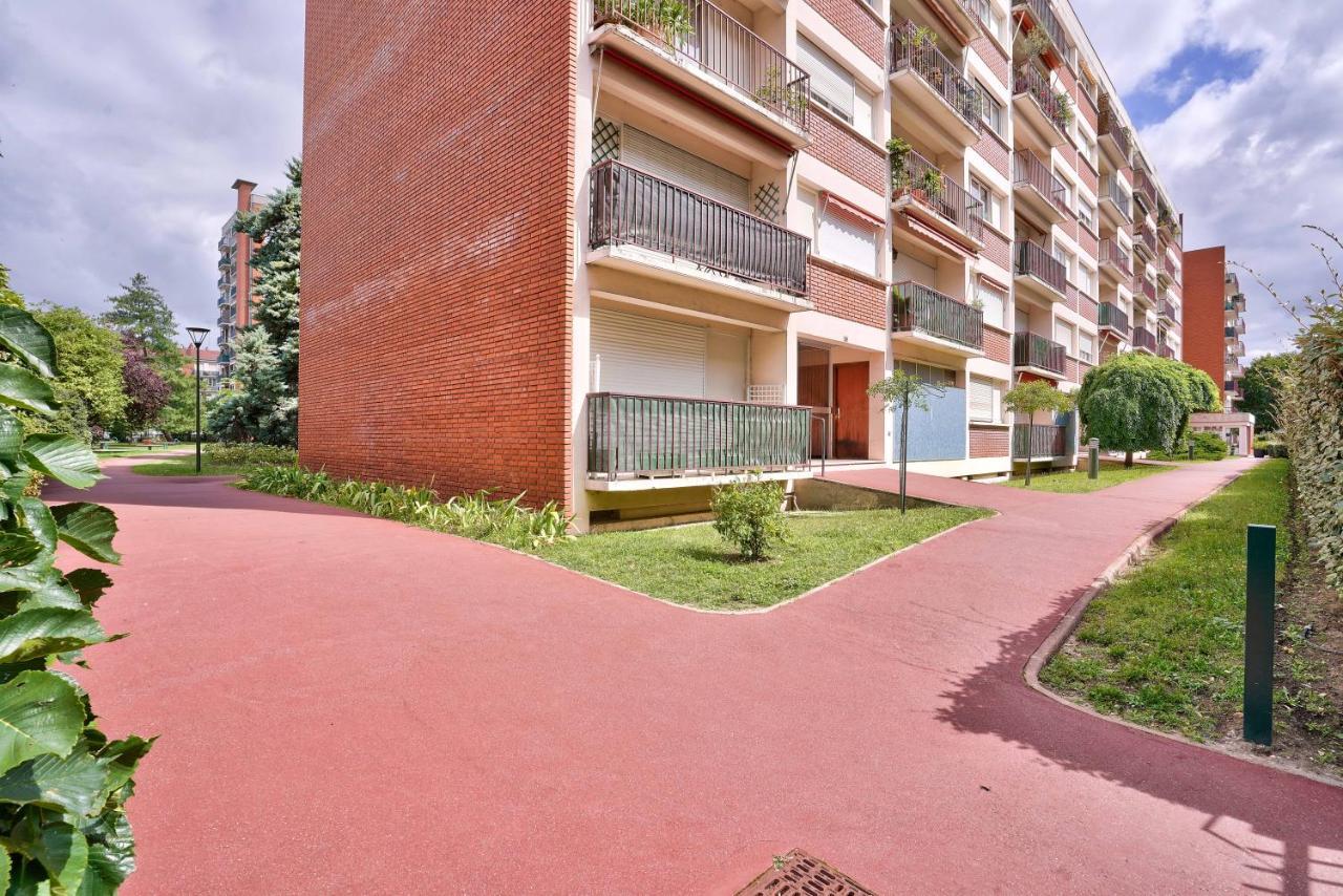 Splendid 1Br Apt In Lazare Hoche Boulogne-Billancourt Bagian luar foto